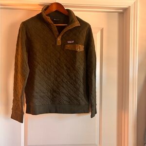 Patagonia Organic Cotton Pullover in Dark Green